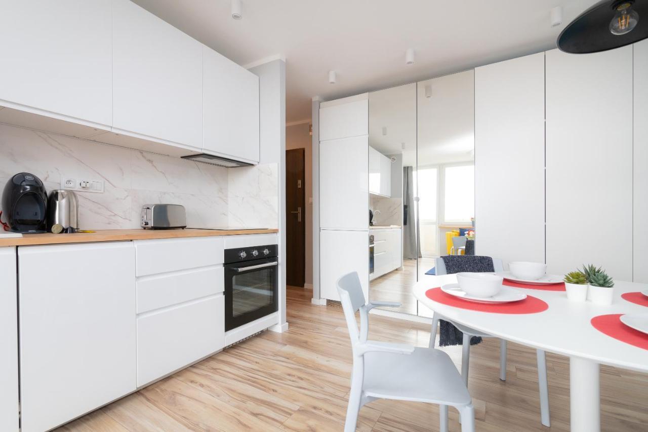 Beautiful 2 Rooms Flat With Balcony Warsaw Exterior photo